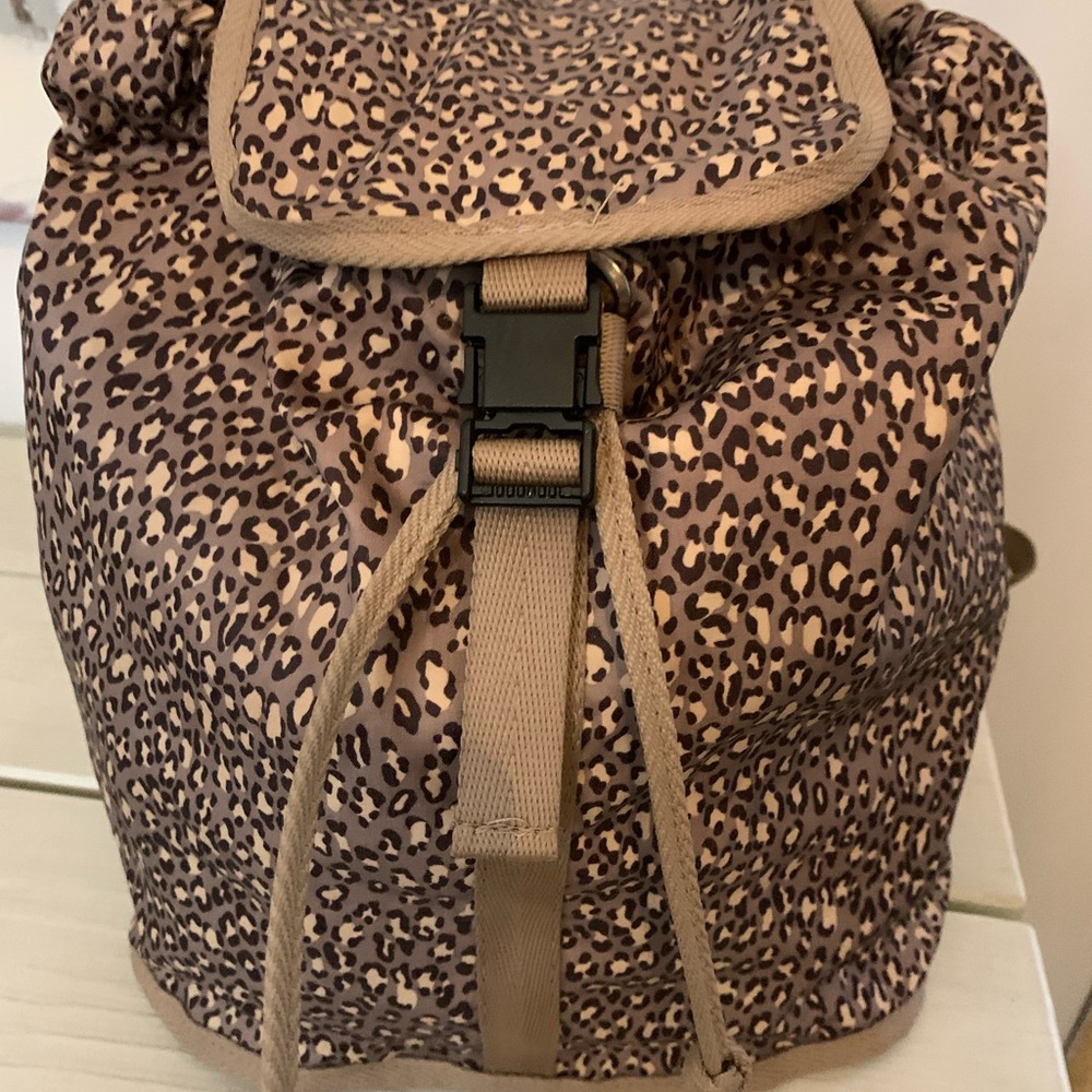 Vintage LeSportsac Leopard print Backpack